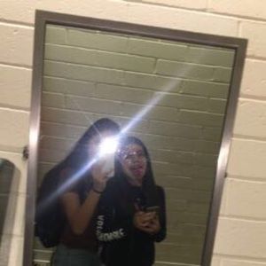 Meet your Posher, Jazmin